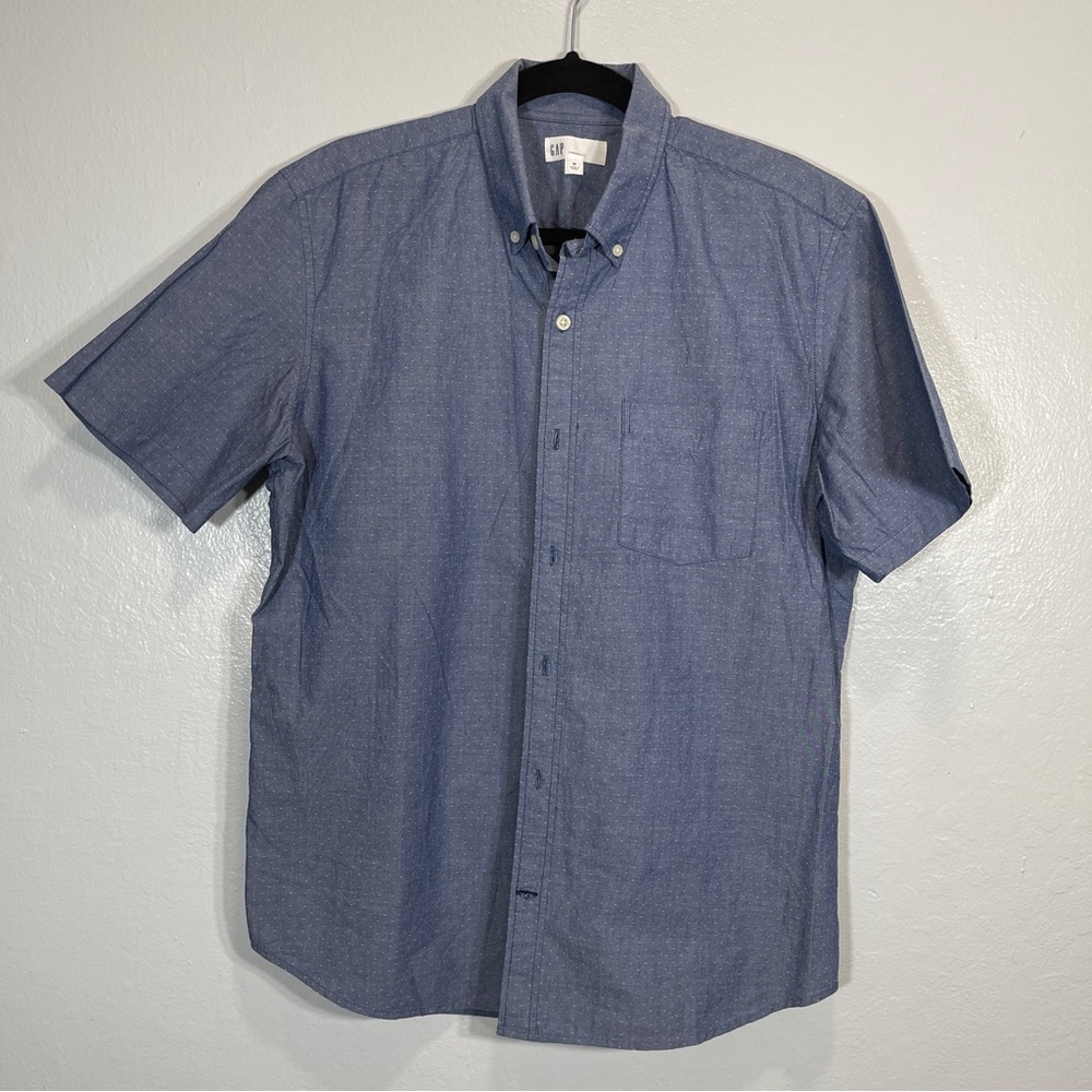 GAP Short Sleeve Button Down - Medium